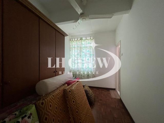 2.5 Storey Terrace 2800sf Renovated Taman Sri Nibong Bukit Kecil 4