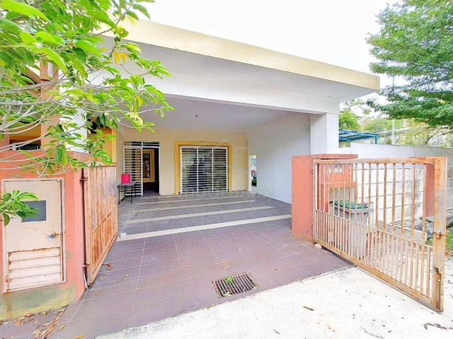 CORNER & NON BUMI GUARDED Teres 2 Tingkat Taman Nada Alam 1, Pajam 1