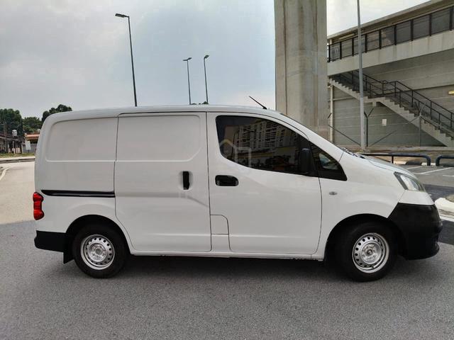 2014 Nissan NV200 1.6 (M) Panel Van - 5
