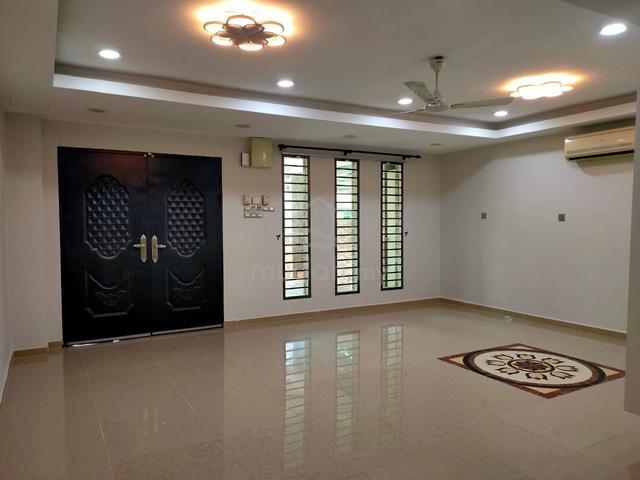 Port Klang 2 Sty house for sales 1