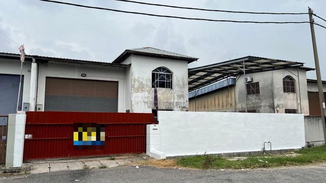 1.5 Storey Semi D Factory at Kawasan Perindustrian Ringan Siputeh 1