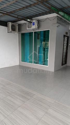 Rumah Teres CANTIK untuk DIJUAL 1