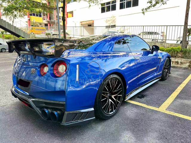 Nissan GT-R R35 HKS RSE OriPaint F/Servc 6Pot Bose - 1