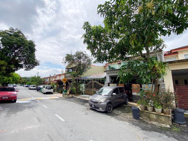 FREEHOLD Two Storey Tasik Kesuma Semenyih Beranang Selangor. 1