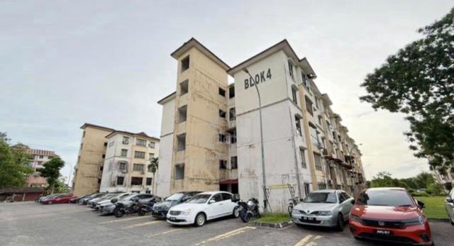 taman setia indah/ 3bilik/ level 1 /freehold 1