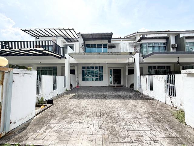 Bandar Penawar, Jalan Akasia ‼️ Non Bumi Lot 1