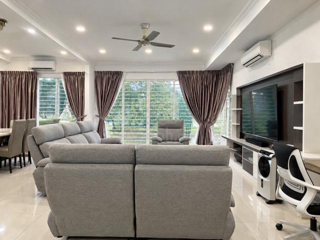 Villa Avenue, Bandar Putra Permai, Seri Kembangan – Bungalow For Sale 1