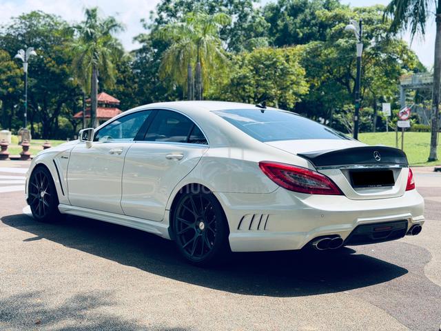 Mercedes Benz CLS63 AMG Coupe V8 Bi-Turbo - 4