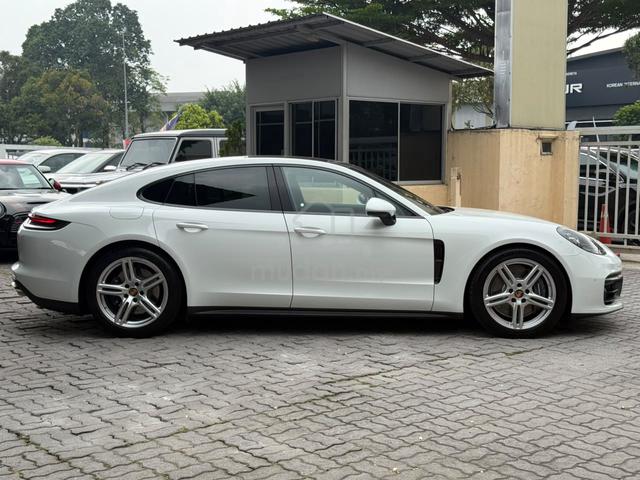 2021 Porsche PANAMERA 2.9 / LOW MILEAGE /PDLS / 5A - 5