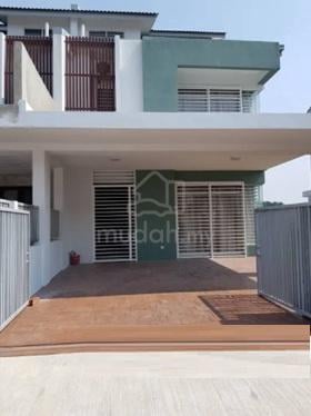 End Lot Two And a Half Storey Canal Link M Residence 1 Rawang 1