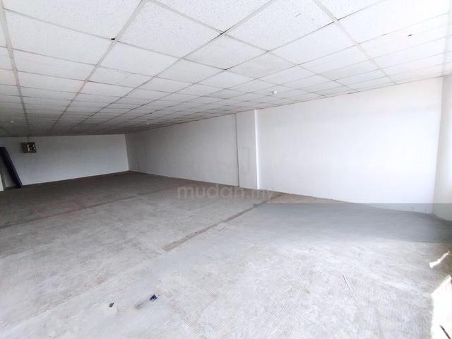 Megan Salak South Office lot for Sales Freehold 1300sqft 1