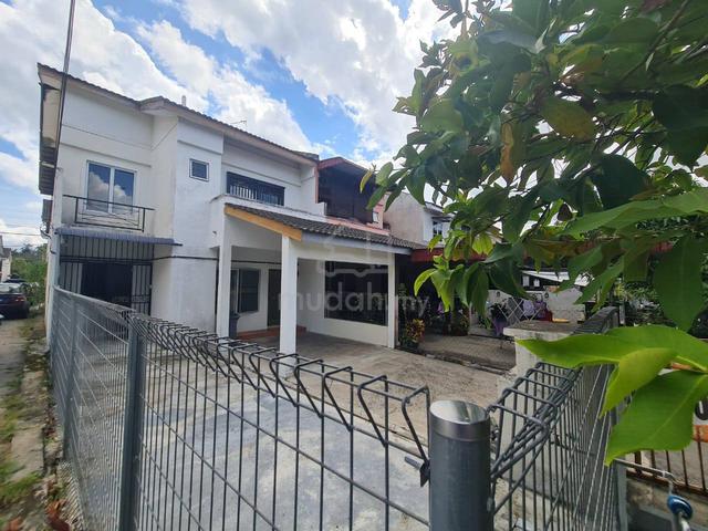 End Lot Double Storey Taman Pinggiran Senawang 1