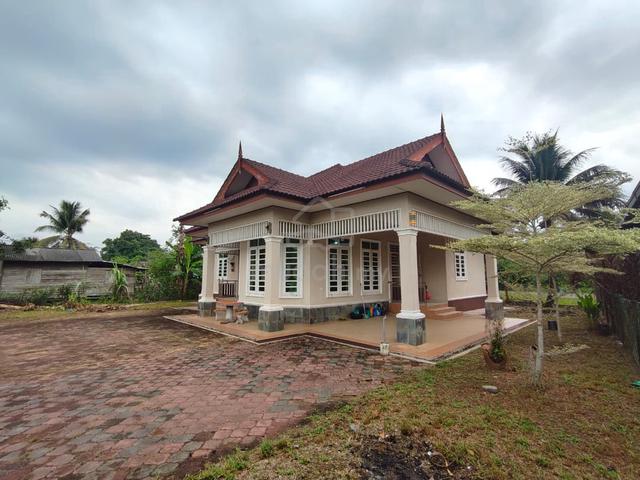 Rumah Banglo Setingkat Di Kg Undang Marang Terengganu 1