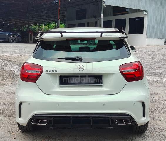 2018 Mercedes Benz A200 1.6 AMG FREE WARRANTY - 4