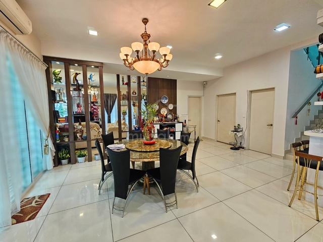 [FULL RENO + KITCHEN CABINET + GATED] Taman Villa Perdana, Kajang 1