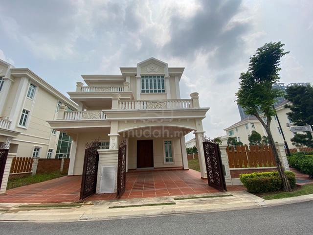 BELOW MARKET RM850K | Straits Courtyard 3-Storey Corner Bungalow 1