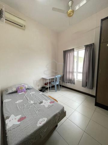 Cova Villa Condo Kota Damansara Male Fan Medium Room F/F Near MRT 1
