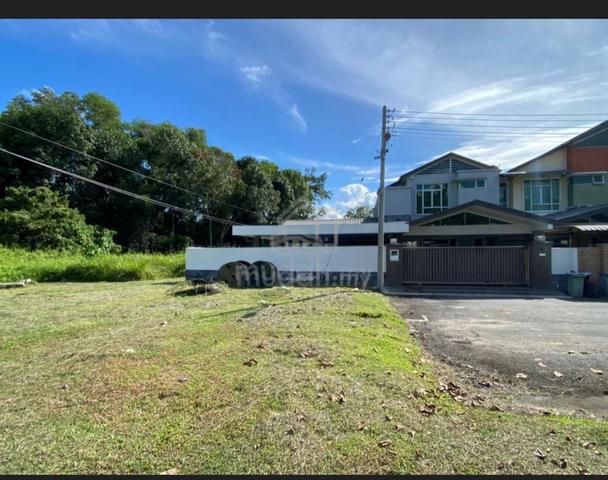 Taman Mahkota 2-storey terrace corner house | Bundusan | Penampang KK 1
