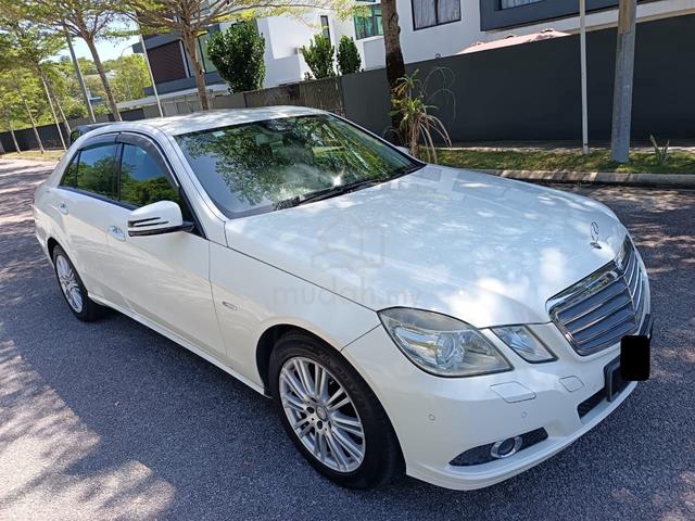 2010 Mercedes Benz E250 CGI BlueEFCY Direct Owner - 2