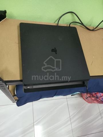 ps4 slim nk swap dengan ps4 slim - photo 3 of 4