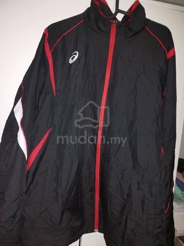 asics windbreaker  - photo 2 of 5