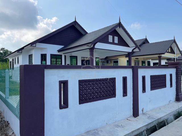 Banglo Depan Escapade (Pulau Serai, Dungun) 1