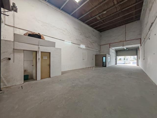 Selesa Jaya - 1.5 Storey Terrace Factory For Sale 1