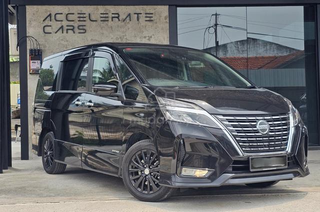 2022 Nissan SERENA 2.0 PREMIUM Facelift Full loan - 1