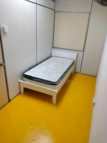 Bilik Fully Furnished di Bukit Tinggi 1, Bandar Klang, Selangor 1