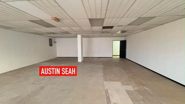JALAN GREEENHALL OFFICE SPACE For RENT, CENTRALIZED AC, SEASON PARKING 1
