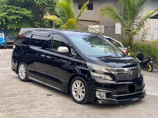 2013 Toyota VELLFIRE 3.5 ZG FREE WARRANTY - 1
