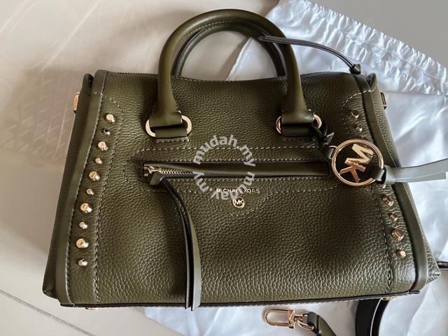 Original Michael Kors Medium Tote Bag (NEW) - Bags & Wallets for sale in Old  Klang Road, Kuala Lumpur