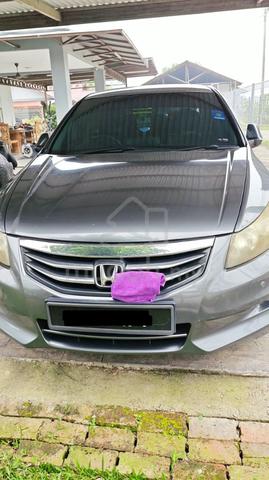 Honda Accord 2.0 - 3