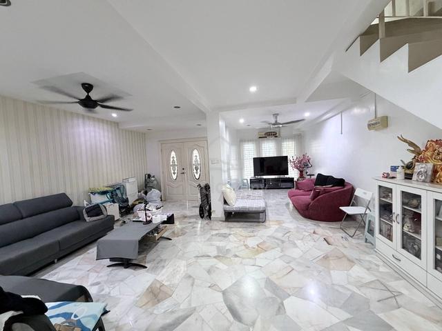MOVE IN CONDITION❗️DAPUR CANTIK Double Storey Seksyen 8 Shah Alam 1