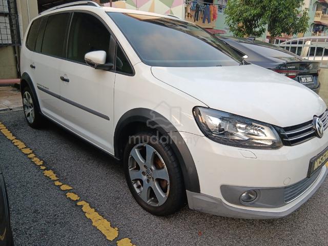2012 Volkswagen CROSS TOURAN 1.4 TSI (A) - 1