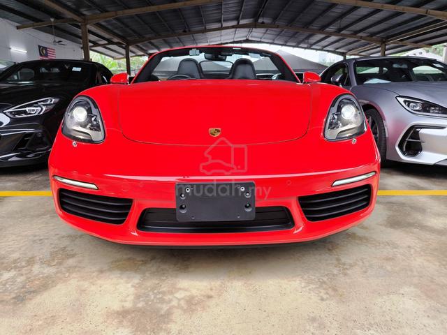2022 Porsche Cayman 2.0 Convertible 11k km 4.5B - 2