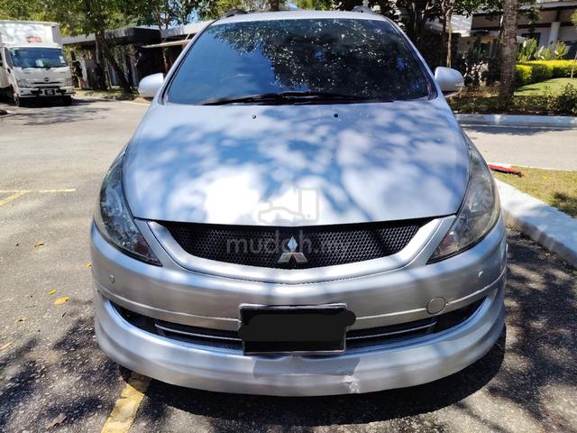 2010 Mitsubishi GRANDIS 2.4 FACELIFT (A) - 3
