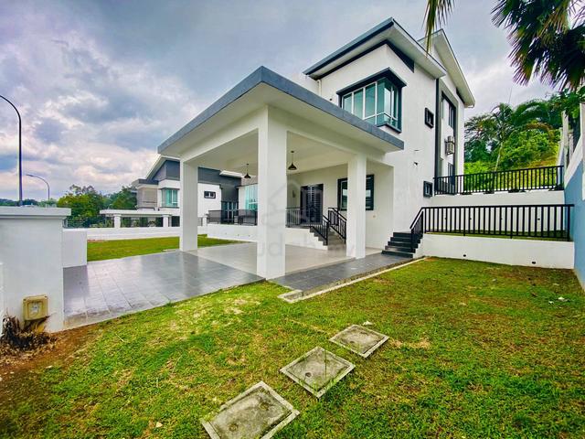 Three Storey Banglo House Residensi R14 Sungai Merab Kajang FREEHOLD 1
