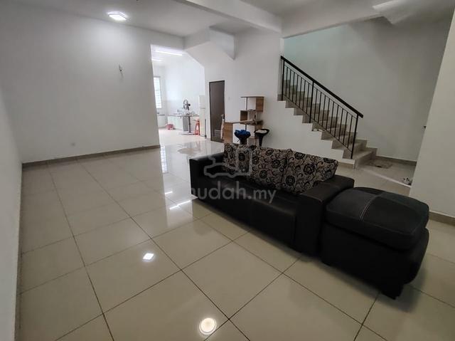 Pulai Hijauan Double Storey House suitable Own Stay 1