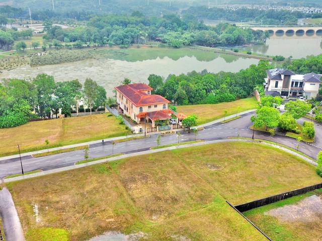 LAKE VIEW š Bungalow Lot Perdana Hills, Presint 11, Putrajaya 1