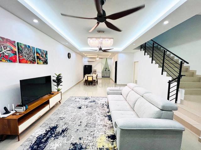 RUMAH CANTIK! Double Storey Terrace, Bangi Avenue 2, Bangi 1