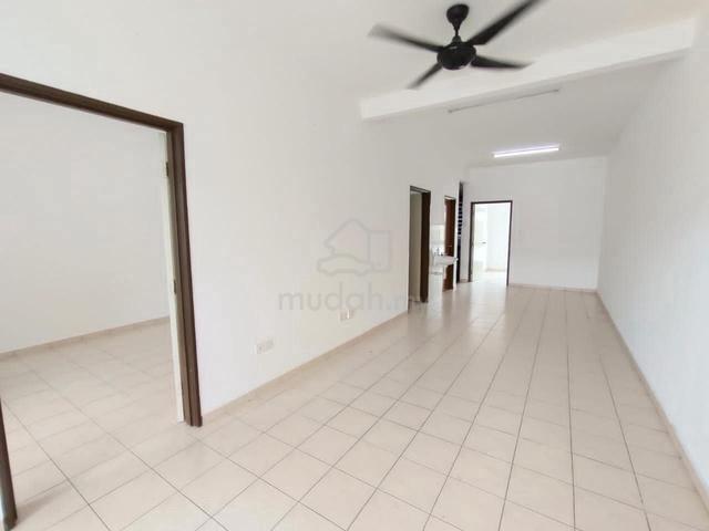 Bandar Cemerlang Town House  1st Floor 3