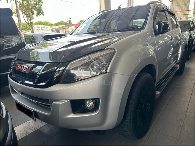 2015 Isuzu D-MAX 2.5 4x4 (A) - 2