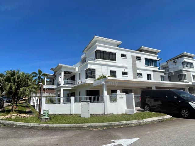 Corner 3 Storey SEMI-D Saujana Palma Residences, Kajang 1