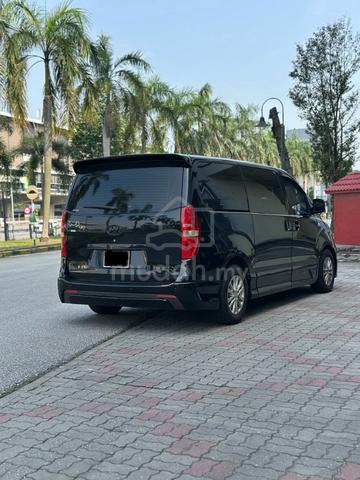 2012 Hyundai GRAND STAREX 2.5 ROYALE (A) - 4