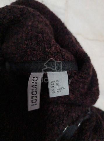H&M longsleeve - photo 3 of 3
