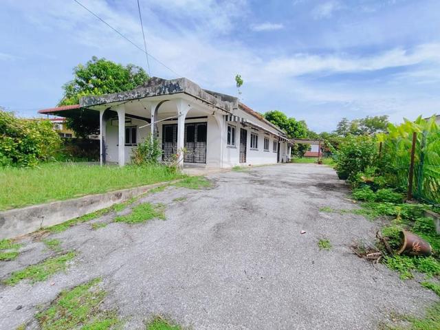 Banglo Setingkat untuk Dijual di Taman Lapangan Terbang Ipoh For Sale 1