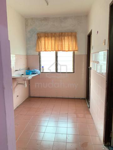 rumah sewa di beranang 1