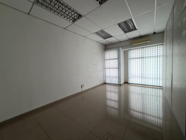 Ulu Tiram Taman Gaya Renovated First Floor Shop For Rent 1