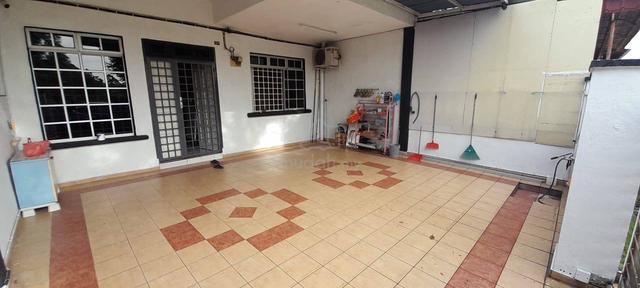 Desa skudai single storey house for sale/unblock view unit 1